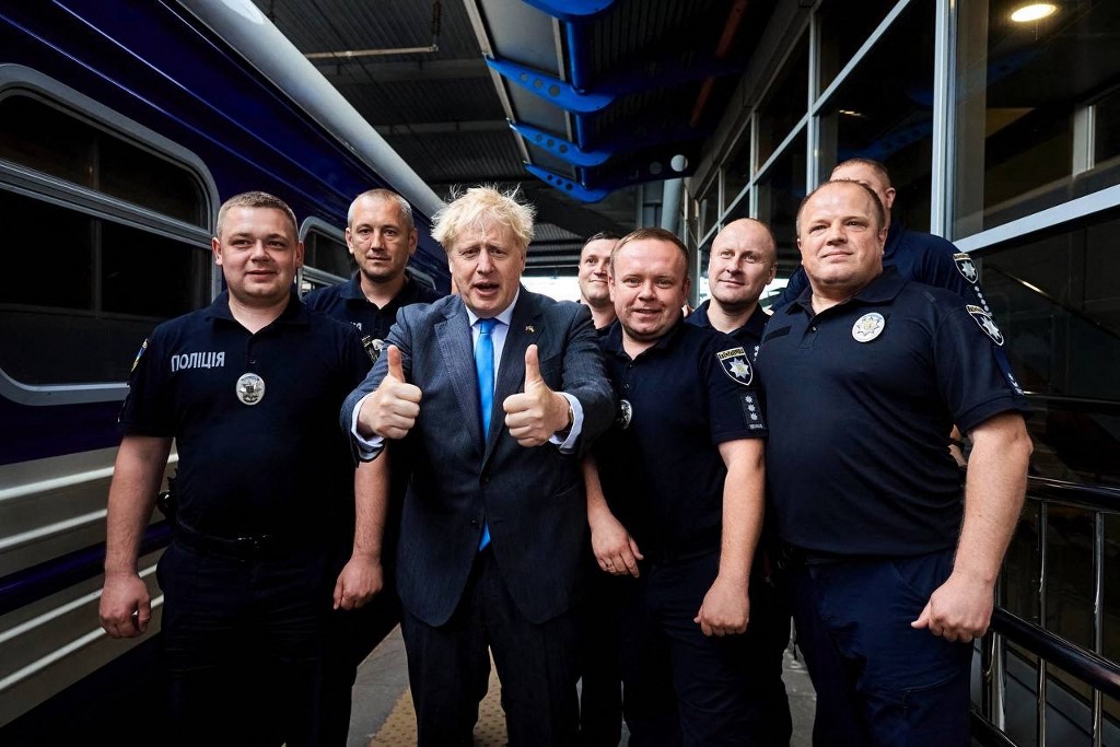 Váratlanul Kijevbe látogatott Boris Johnson