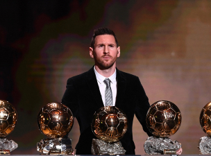 Életnagyságú szobrot kapott Messi