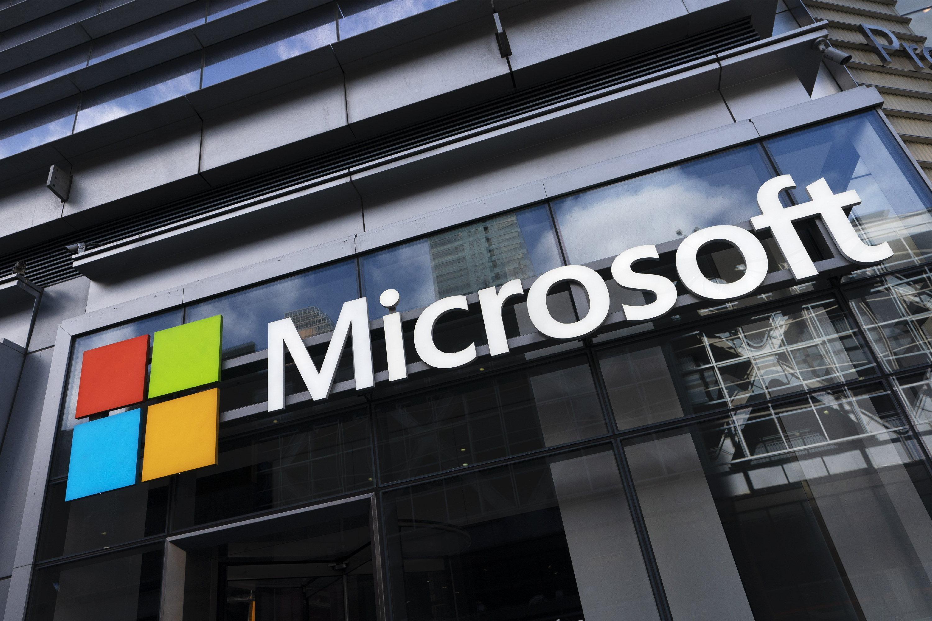 Azonnali Windows-frissítést javasol a Microsoft egy újabb sebezhetőség miatt