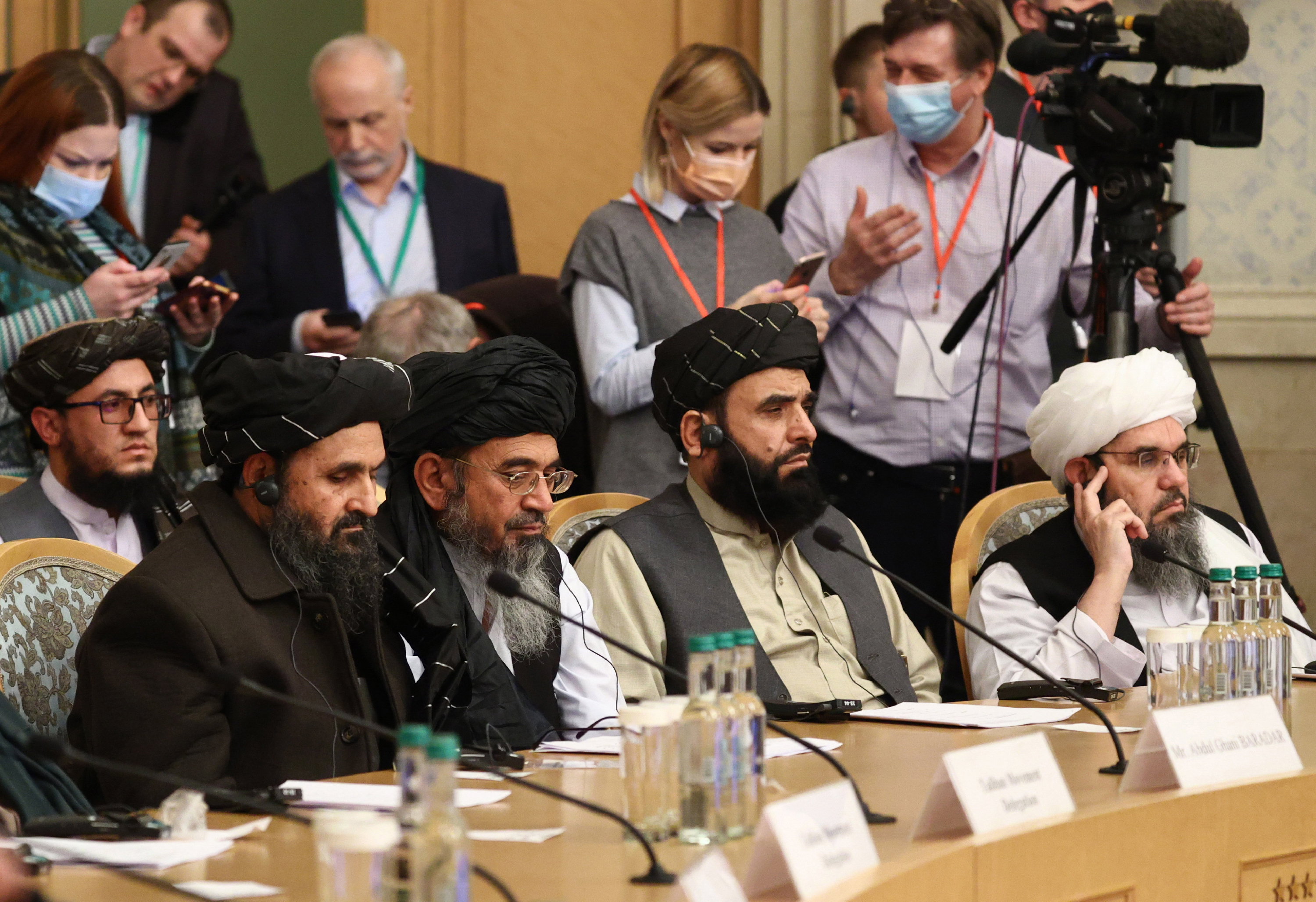 Moszkvában fogadták a tálibok vezetőit, akik megígérték, nem támadnak