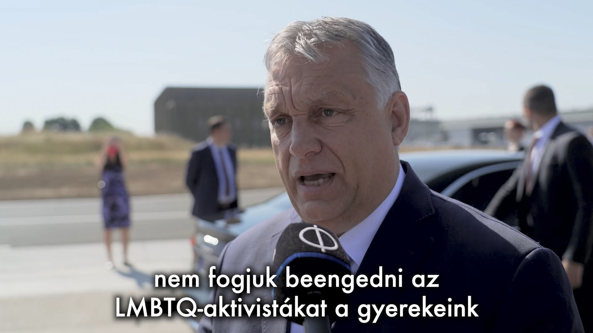 Orbán Viktor: Nem engedjük be a LMBTQ-aktivistákat a gyermekek közé