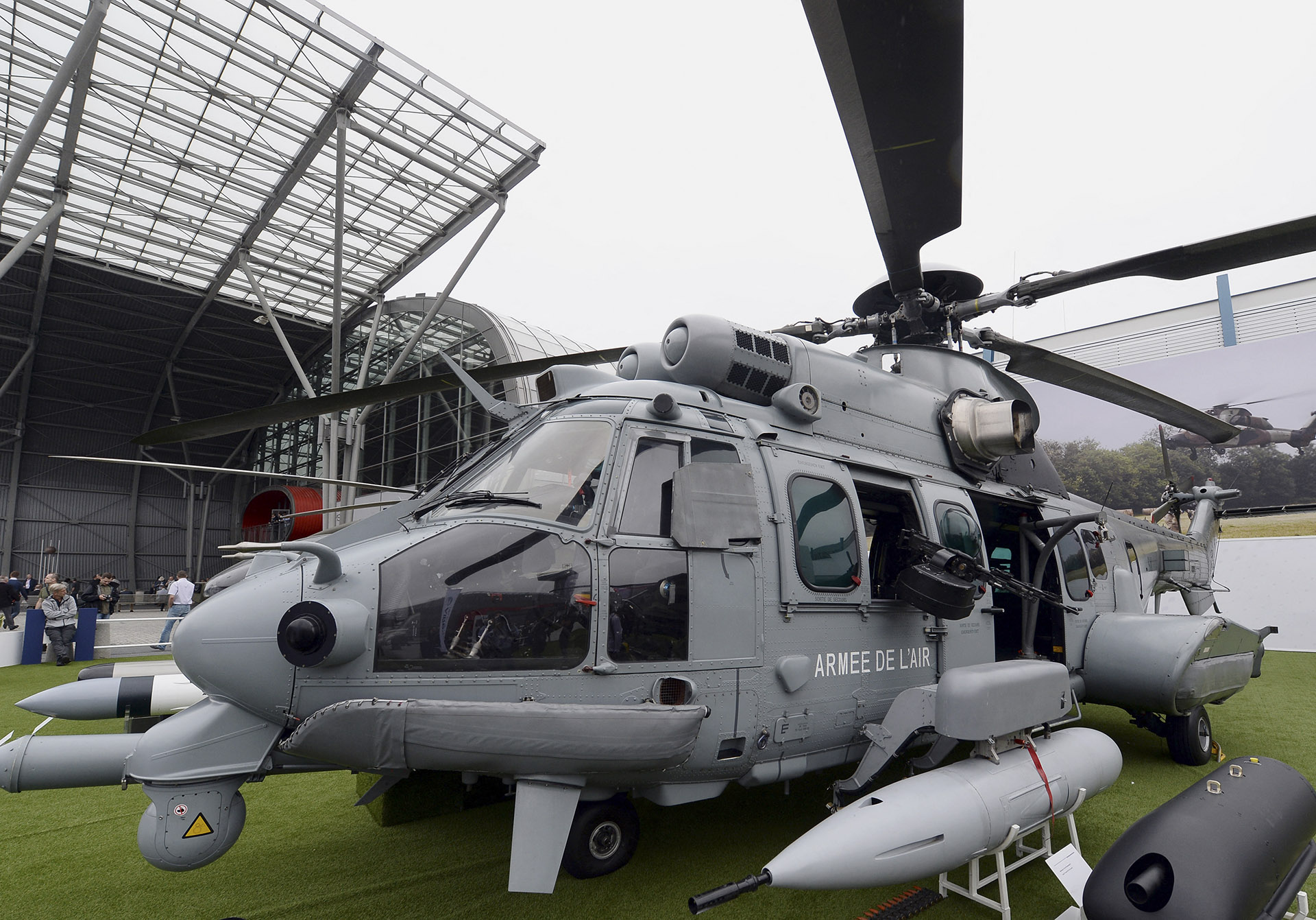 Hamarosan elkészül a honvédség új közepes katonai szállítóhelikopterének első példánya