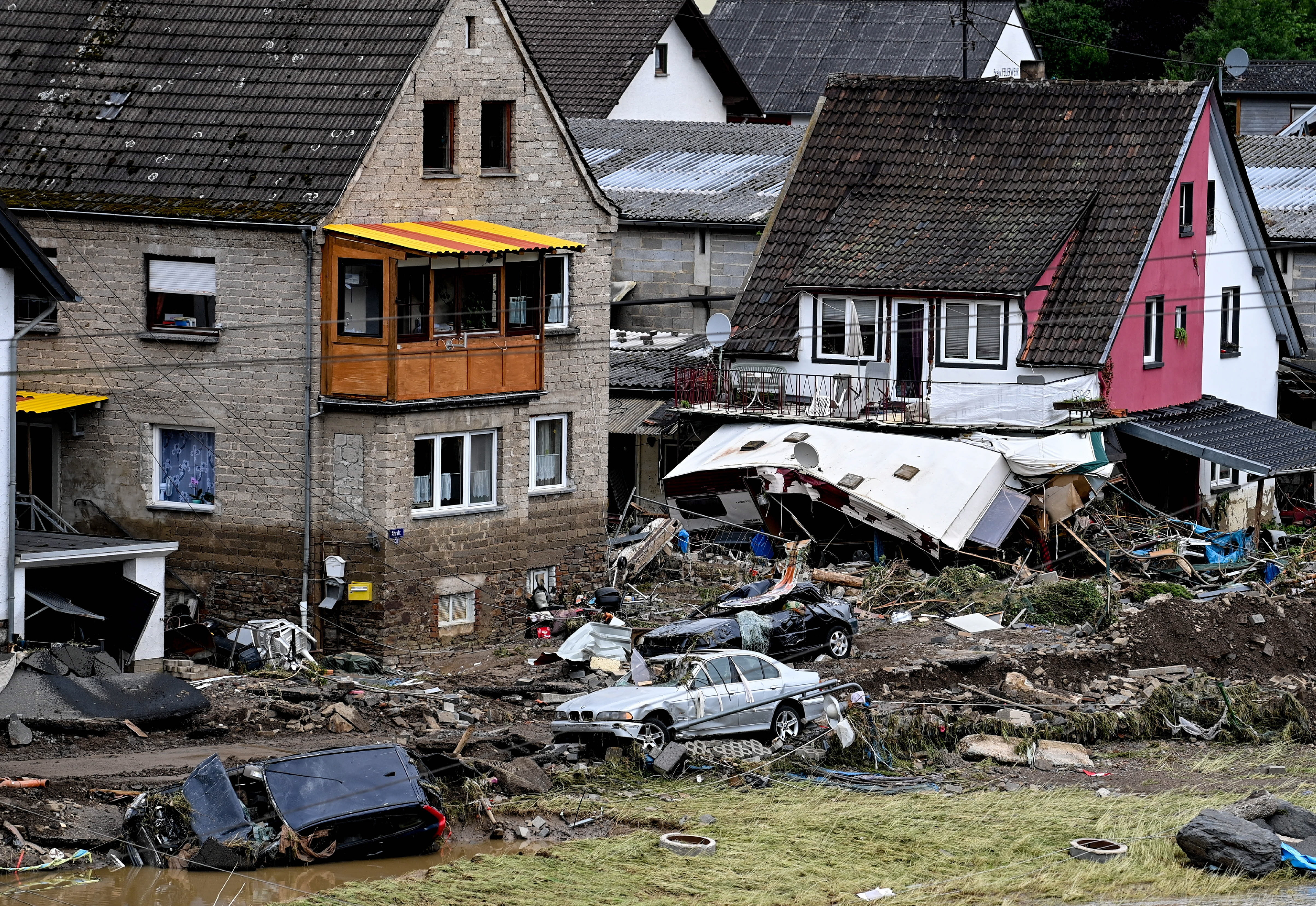 Brutális árvíz pusztít Németországban, sokan meghaltak 