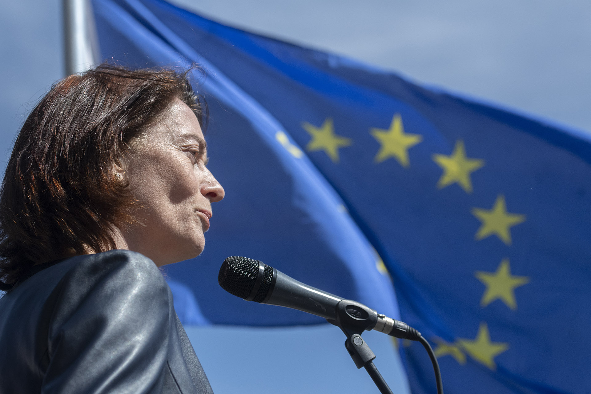 Az EP alelnöke elzárná a pénzcsapot Magyarországgal és Lengyelországgal szemben