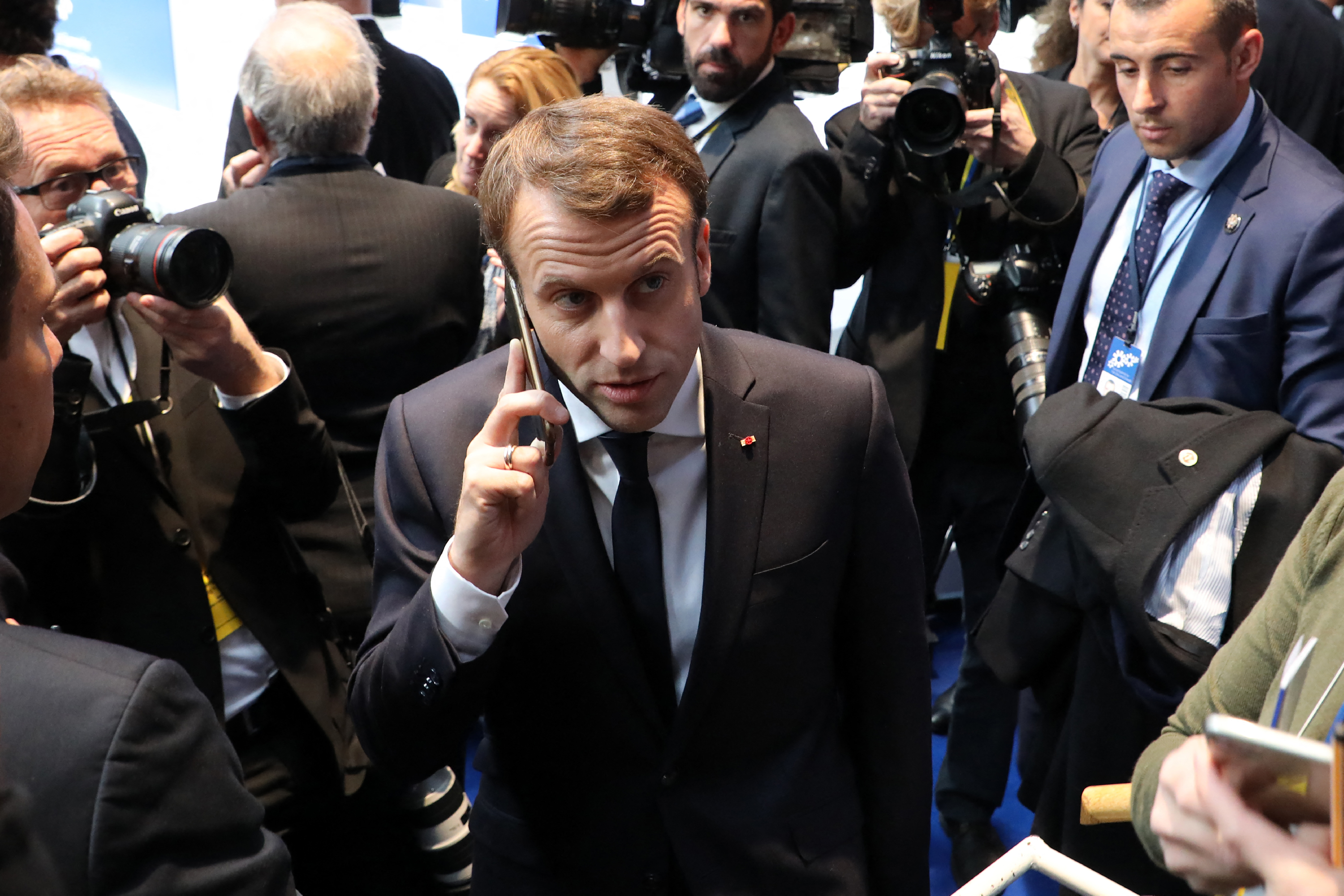 Óvatos lépésre szánta el magát Emmanuel Macron a Pegasus-ügy miatt