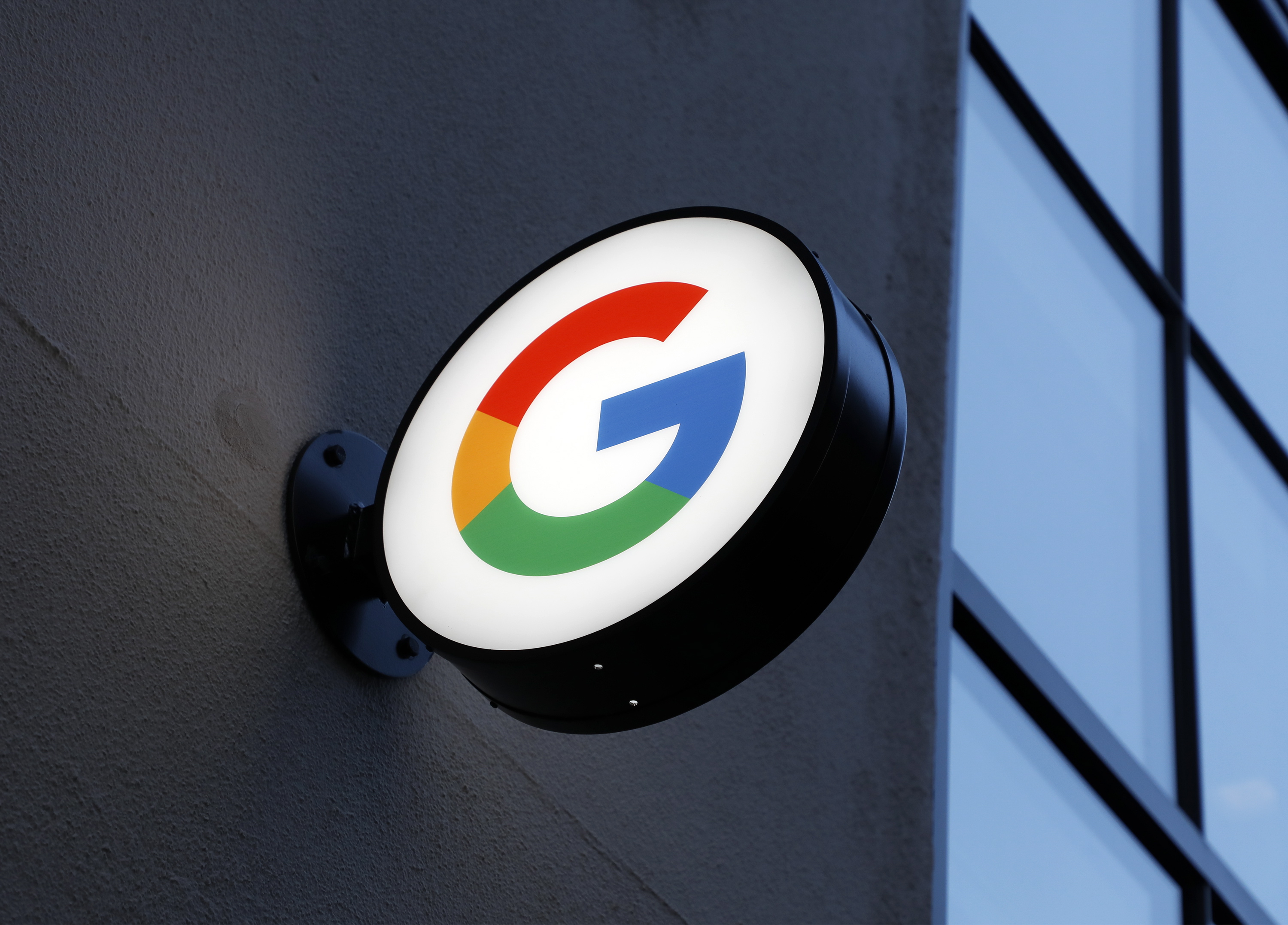 Az EU felszólította a Google-t, hogy tegye átláthatóbbá keresőmotorját