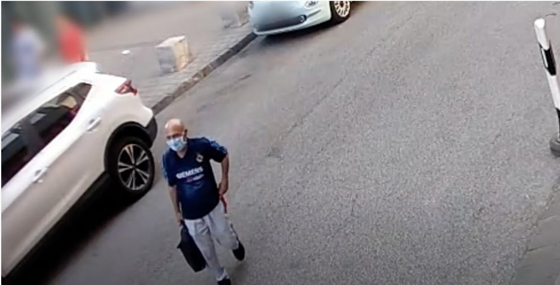 A rendőrök keresik a videón látható férfit