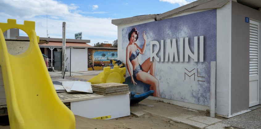 Tilos fürdeni az olasz tengerpartokon