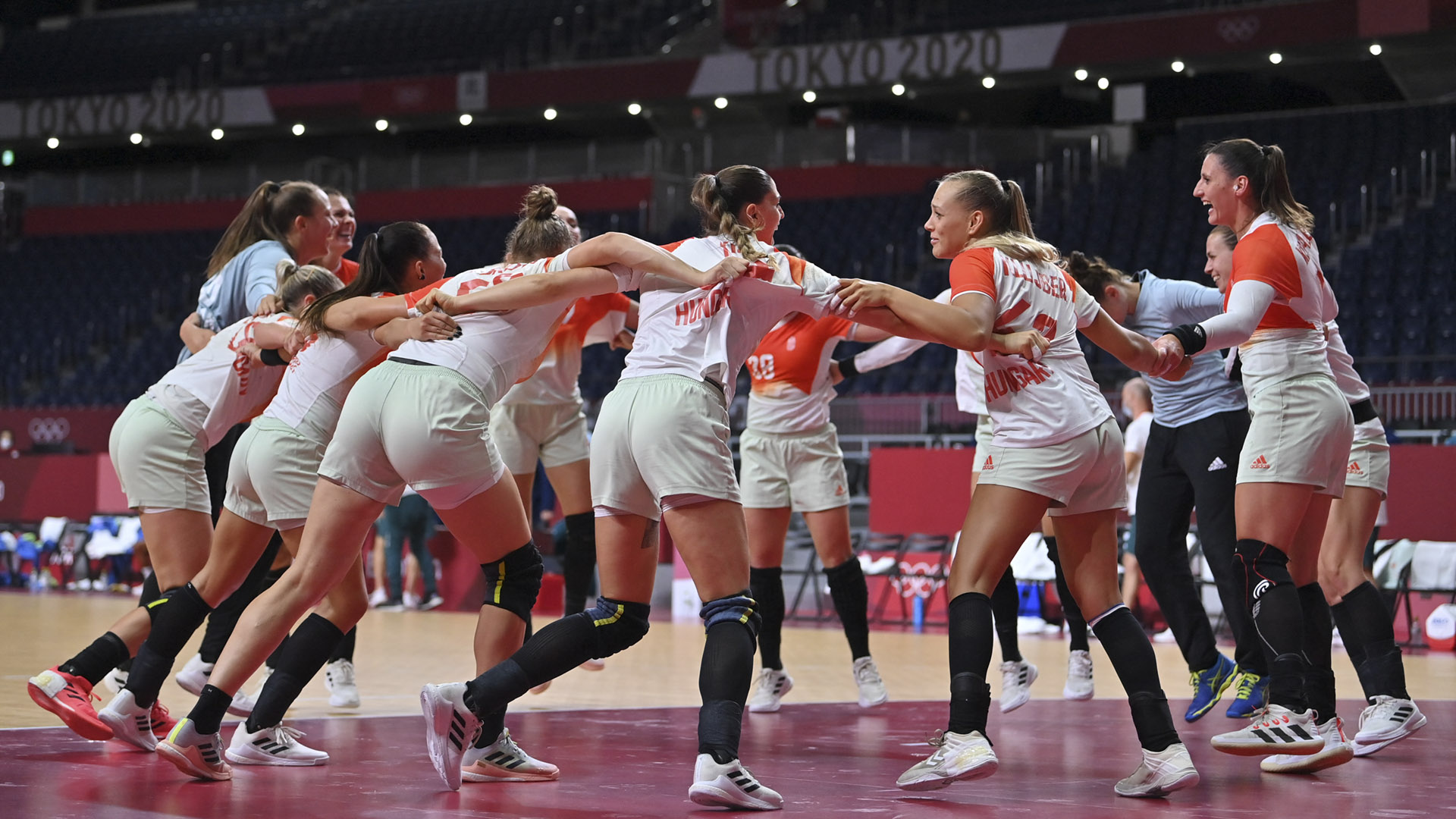 A svédek elleni győzelem után negyeddöntős a magyar női kézilabda-válogatott