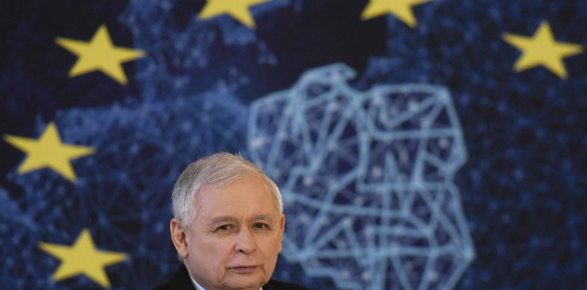 Kaczyński beismerte, hogy Lengyelország megvásárolta a Pegasus-kémszoftvert