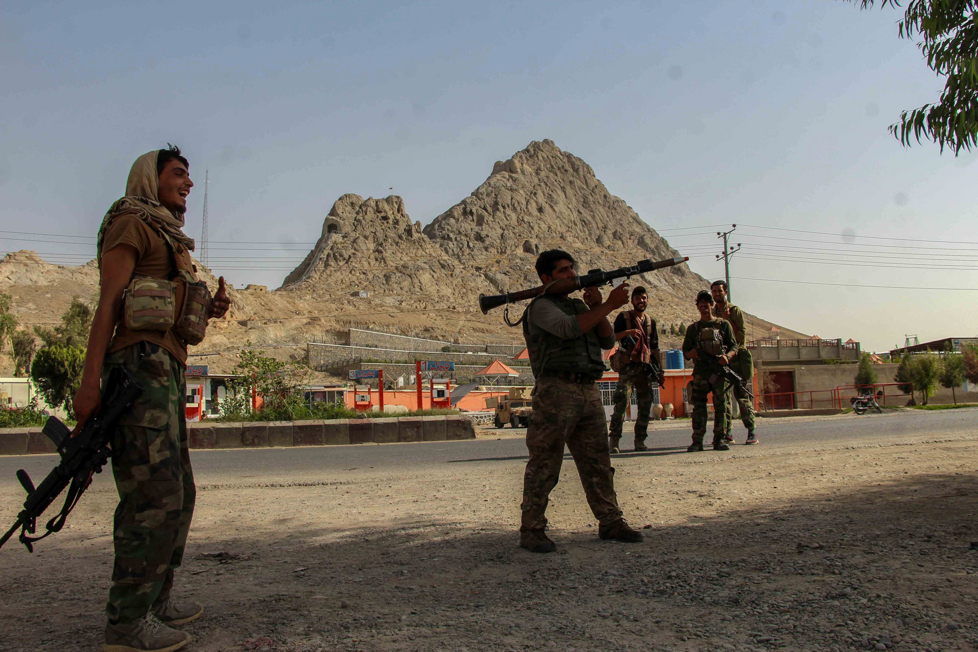 Afganisztán polgárháborúba süllyed, ha nem alakul befogadó kormány