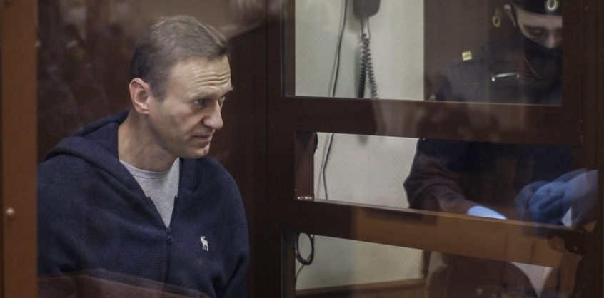 Másodfokon is megerősítették, hogy Alekszej Navalnij szökésre hajlamos