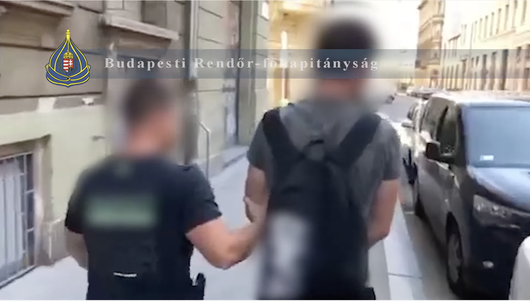 Álruhában rabolt ki a boltot egy budapesti férfi