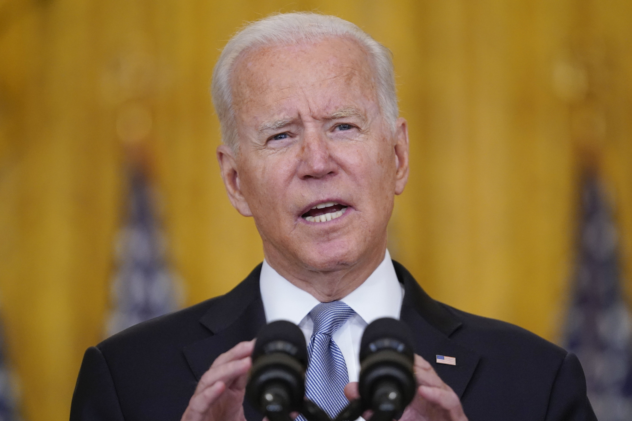 Joe Biden belengette, hogy mégis maradnak amerikai csapatok Afganisztánban