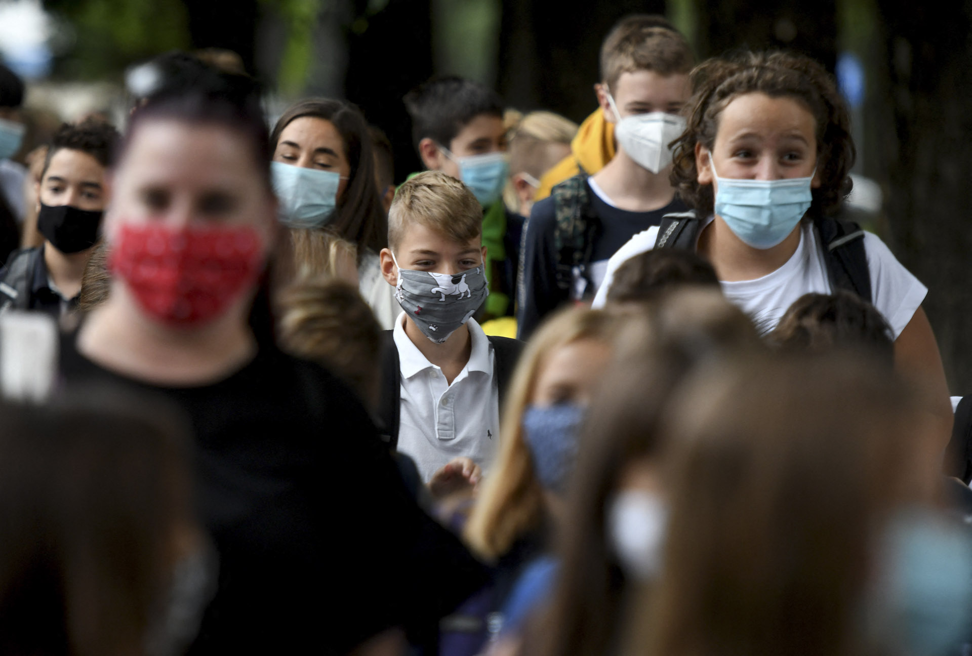 Újra kötelező a maszk és a védettségi igzaolvány számos magyar egyetemen