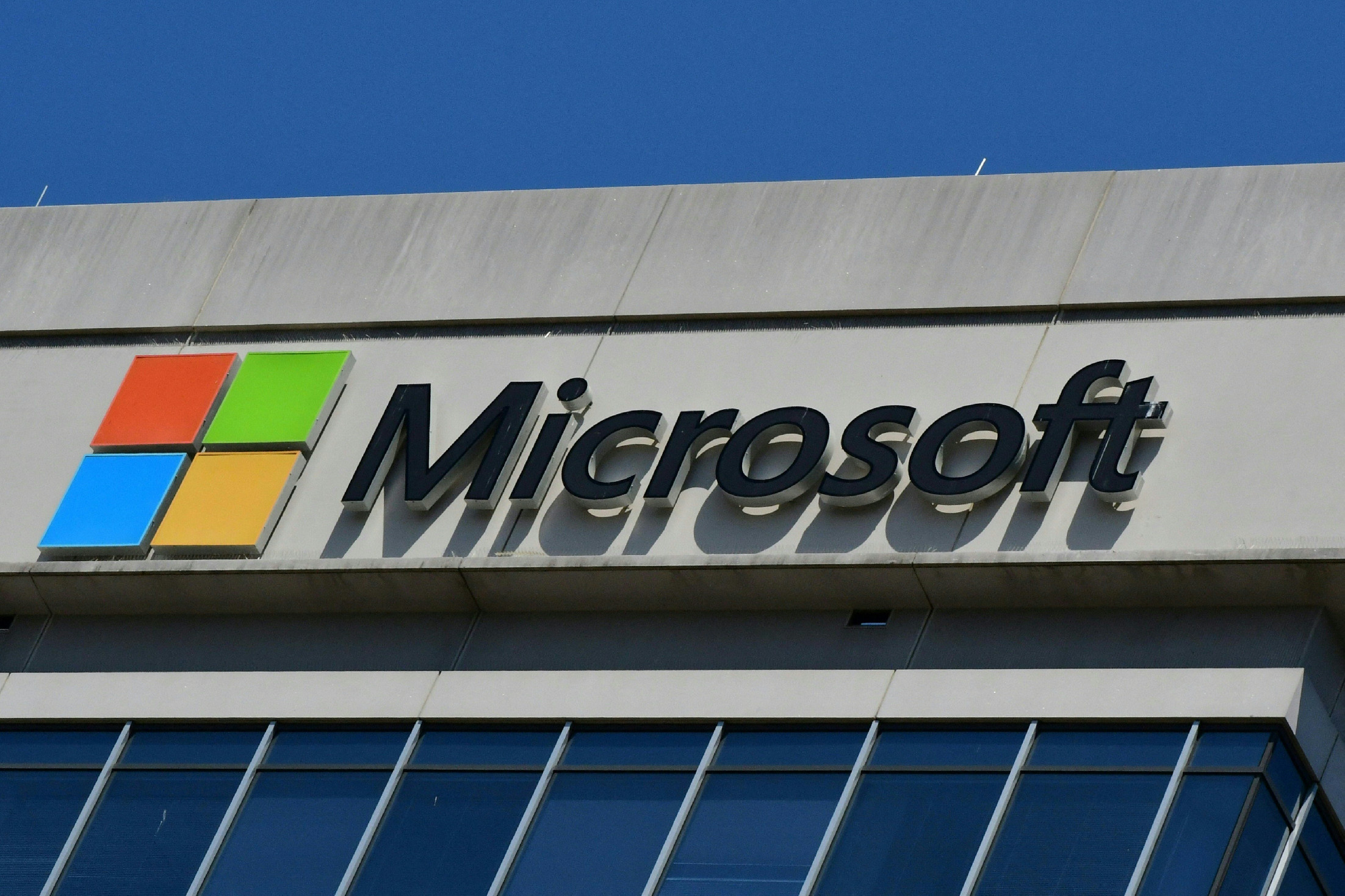 Nem viheti a Microsoft az Activisiont