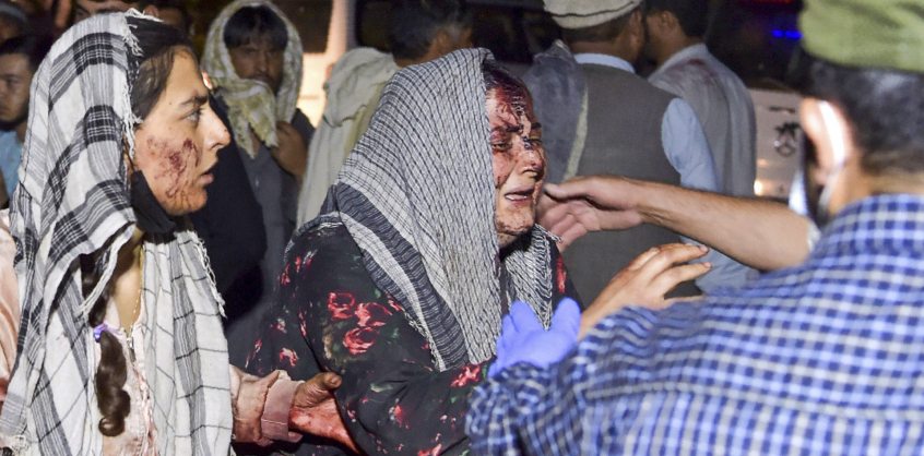 Terror Kabulban: Bejárta a világot a támadás túlélőjének képe