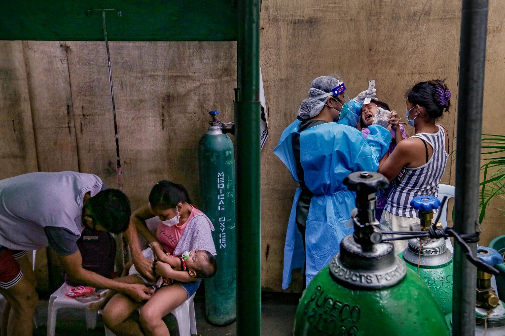 Ilyen, amikor elszabadul: milliós fertőzöttség, több tízezer halott a Fülöp-szigeteken