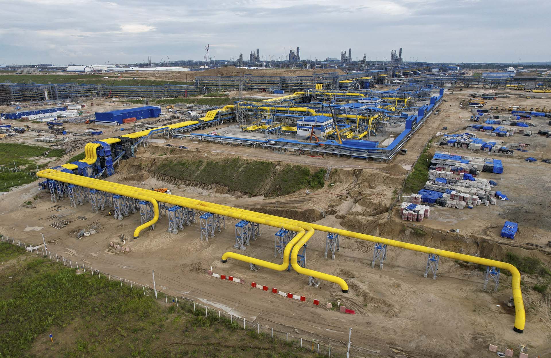 Putyin az európai gáztárolóiba irányuló szállítások növelésére utasította a Gazpromot