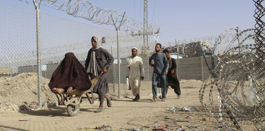 Felmondták a tűzszünetet a tálibok Pakisztánban
