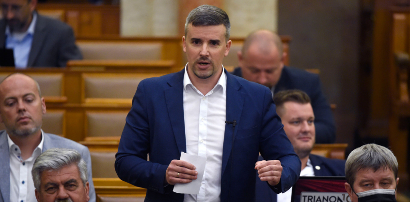 Jakab nem adja vissza a mandátumát, mert azt nem a Jobbik szerezte meg