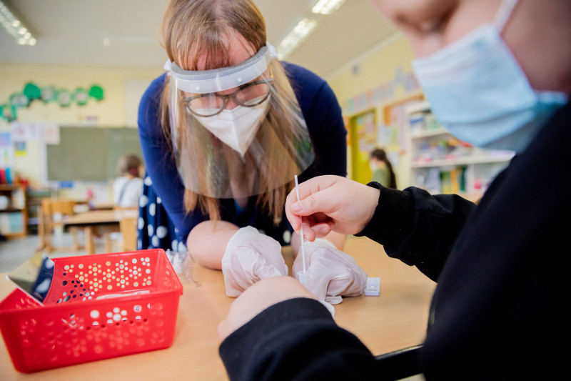 Coronavirus Berlin-rapid tests at primary school