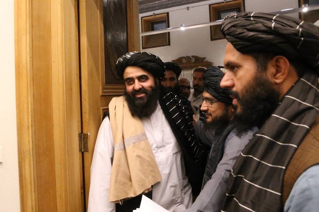 Alig kezdték meg a kormányzást, máris összekaptak a tálib vezetők