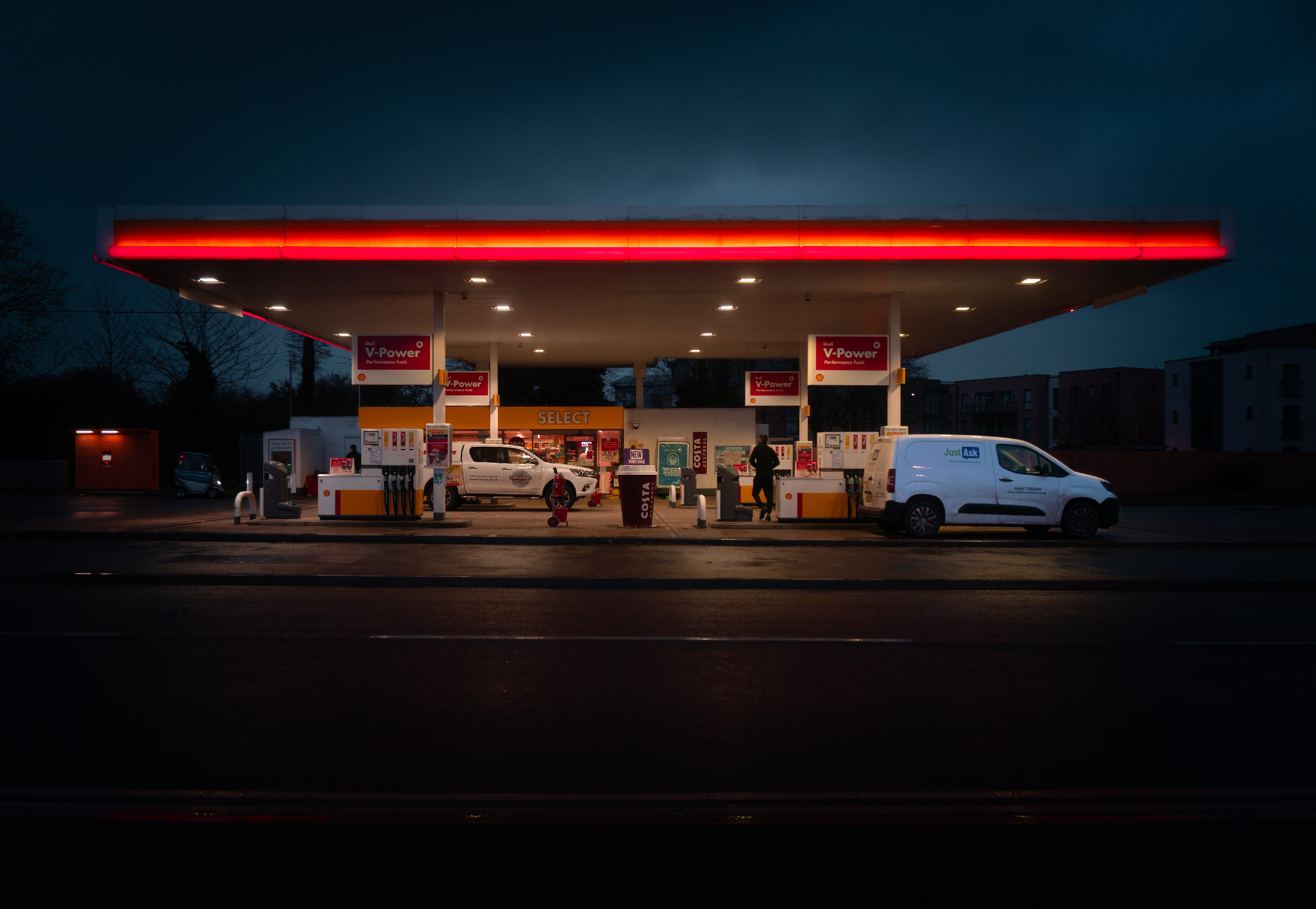 Tönkremehetnek a kiskereskedők ha marad a benzinár-stop