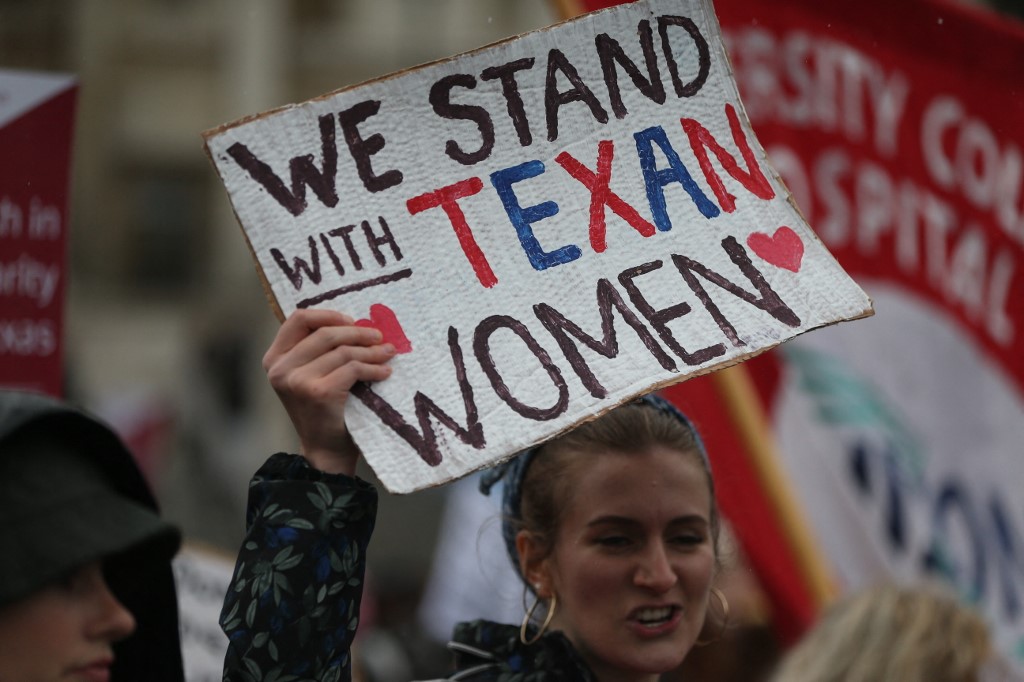 Biden kezdeményezi a texasi abortusz-törvény felfüggesztését