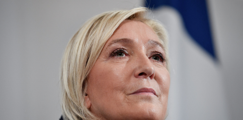 Budapestre jön Marine Le Pen, a francia szélsőjobb vezetője