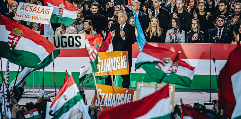 Orbán Viktor: Mi vagyunk az a Dávid, akit jobb, ha elkerül a Góliát