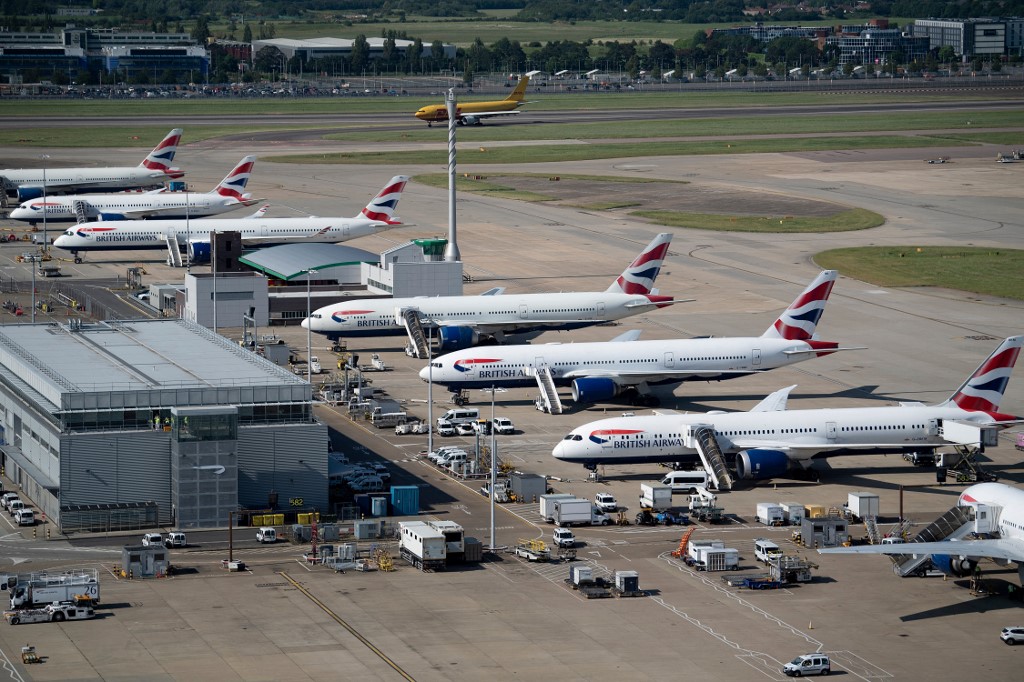 Rendkívüli – Eltérítettek egy repülőgépet London felett