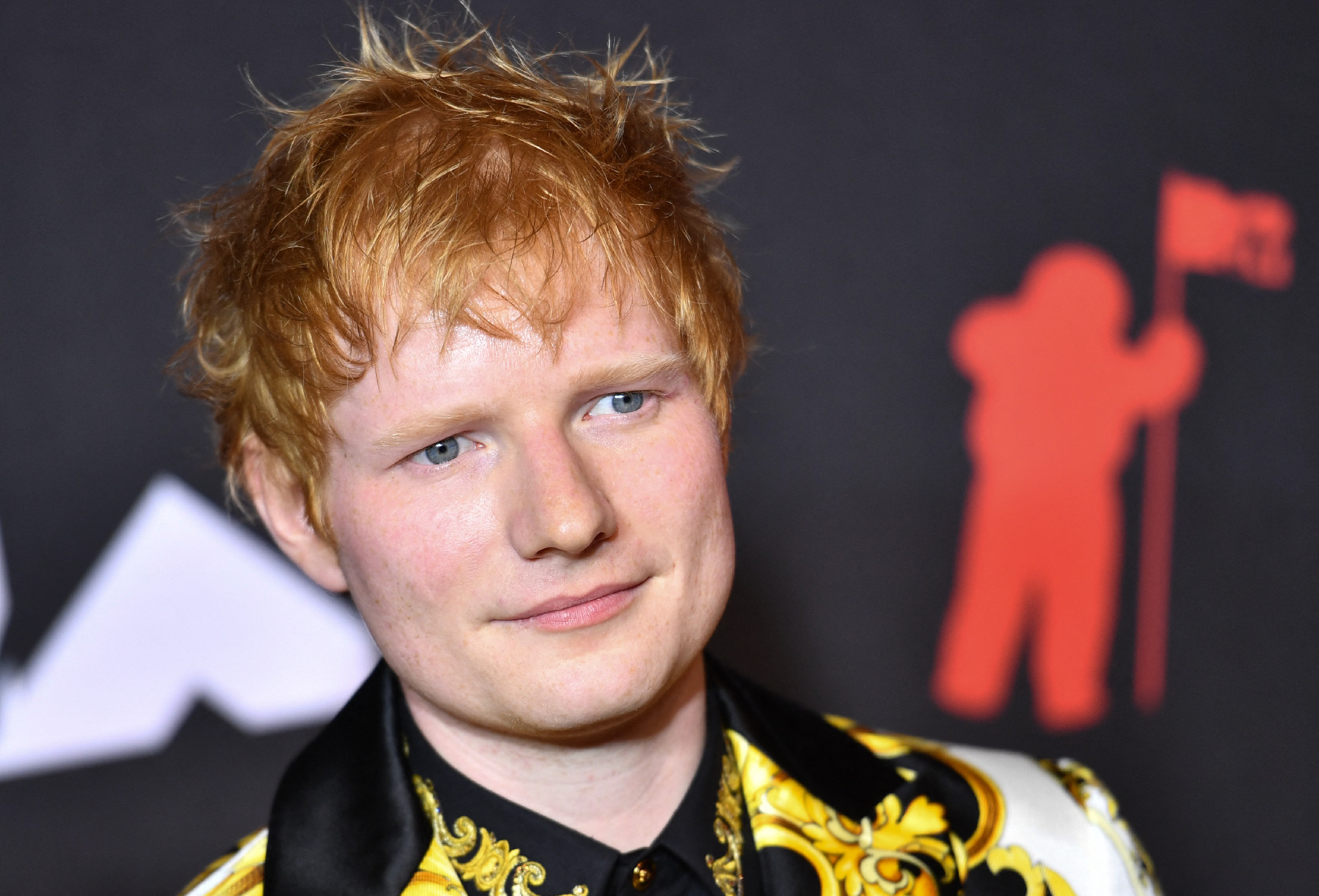 Ed Sheeran elkapta a koronavírust, mégsem áll le a koncertezéssel