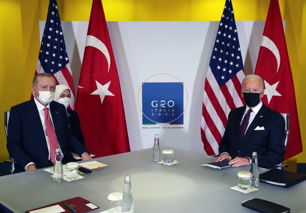 Joe Biden és Recep Tayyip Erdogan tárgyalt a G20-csúcson
