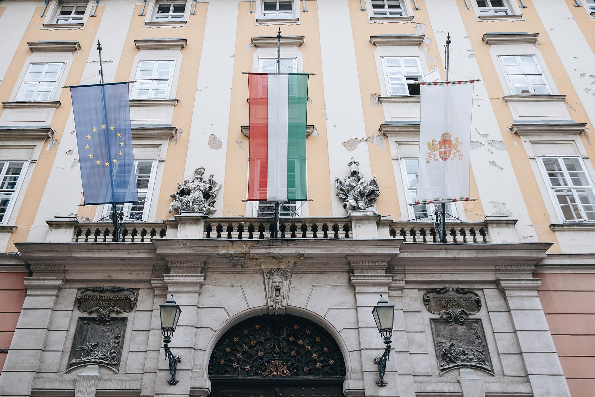 Telex: Feljelentést tett a főváros a Városháza-balhé miatt