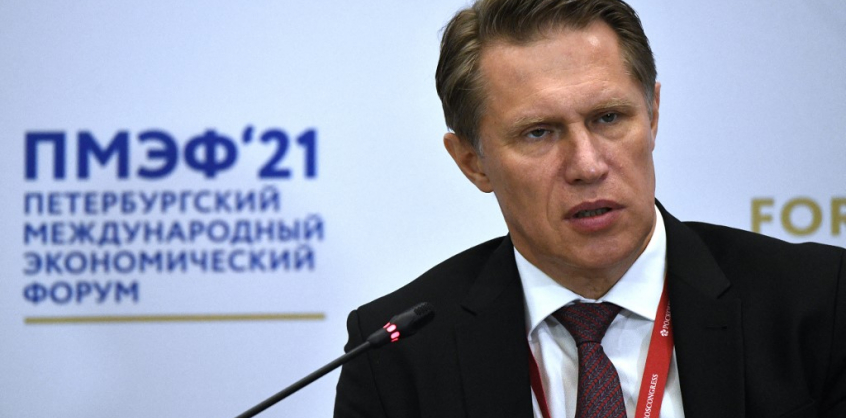 Az orosz egészségügyi miniszter többet tud a magyar oltási adatokról, mint a magyarok