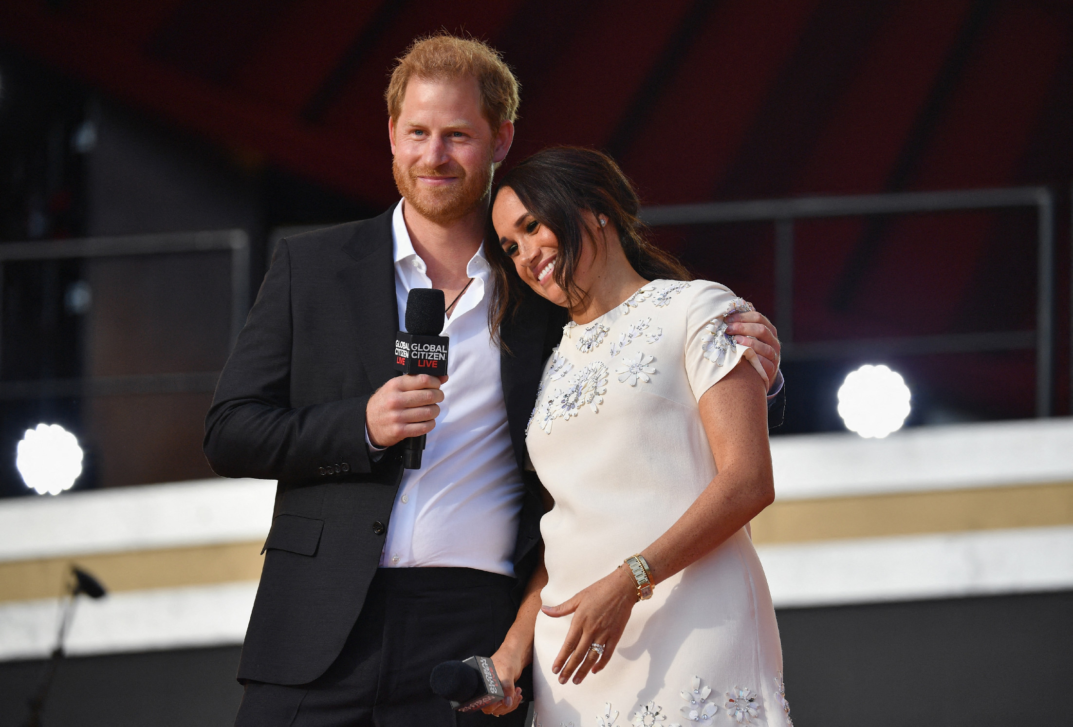 Friss fotó: Meghan Markle és Harry herceg hosszú idő után végre megmutatta kisfiát