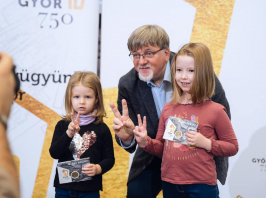Lehet „politikai pedofíliával” vádolni a győri fideszes polgármestert