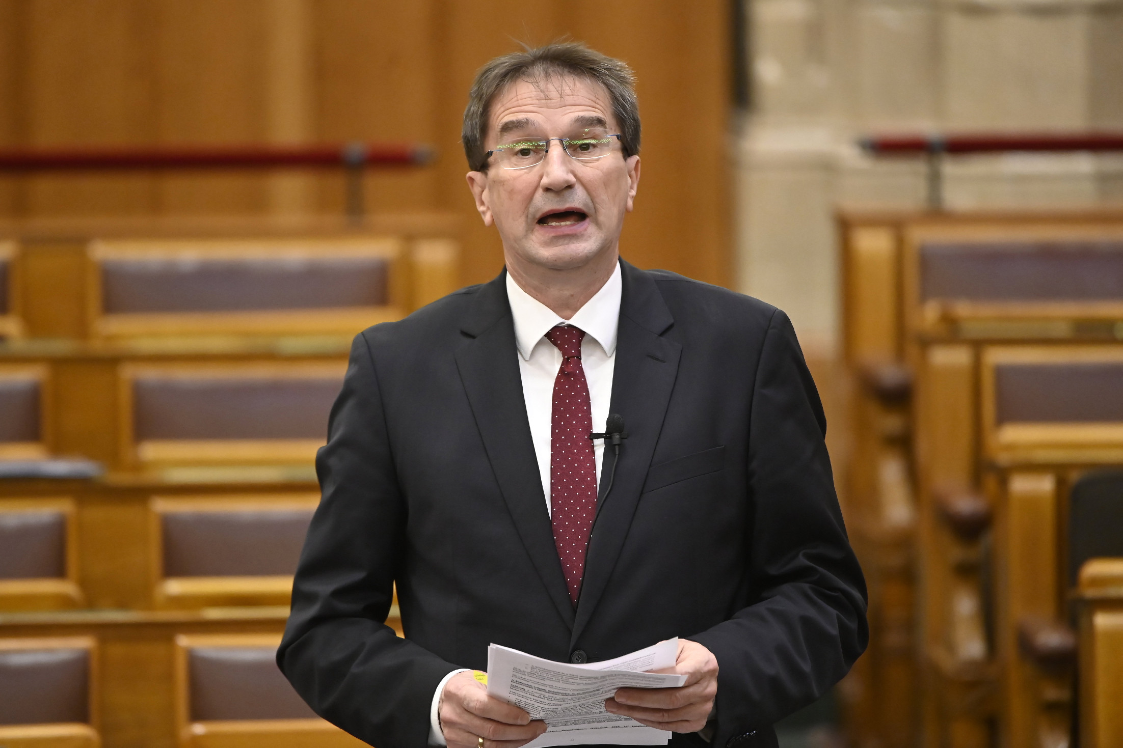 A Fidesz megszavazza Völner mentelmi jogának felfüggesztését, Karácsony vizsgálatot sürget