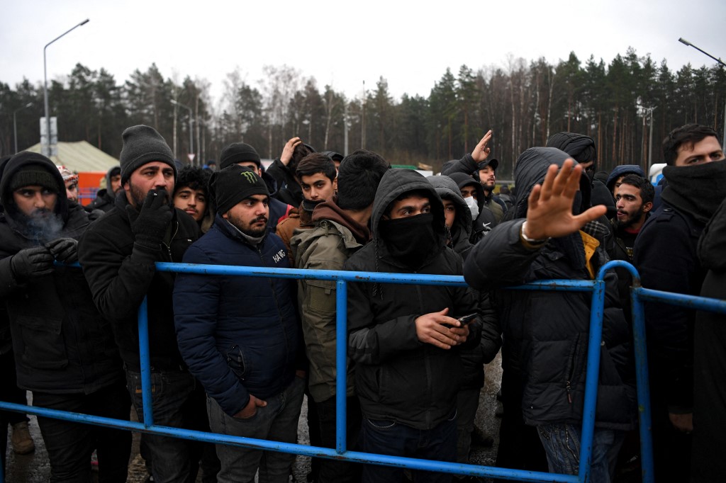 Áttörte a lengyel-fehérorosz határt a menekültek egy csoportja