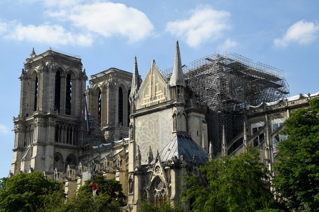 Teljesen átalakul a Notre-Dame környéke