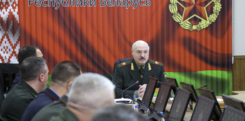 Fehéroroszország titkos mozgósításba kezdett