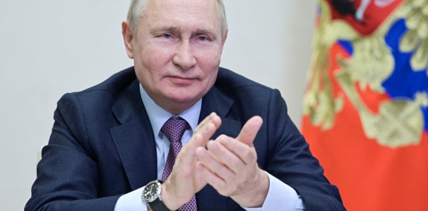 Beindult Putyin félelmetes tehervonata 