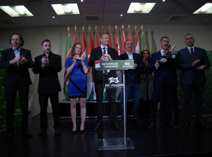 Toroczkai szerint a Jobbik és Bajnai Gordon törölték a Facebook-oldalát