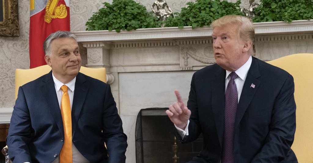 Orbán mindent bevet a kampányban - még Trumpot is meghívta