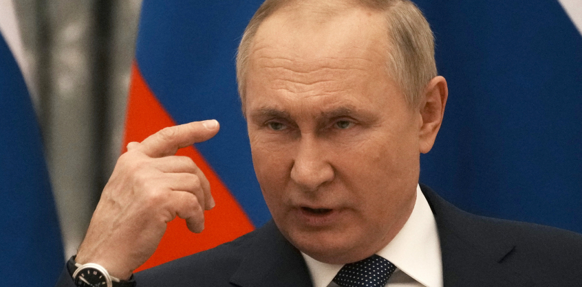 Putyin orosz cárnak hiszi magát