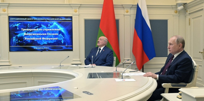 Ukrajna szerint Oroszország mindent elkövet, hogy háborúba rántsa Fehéroroszországot