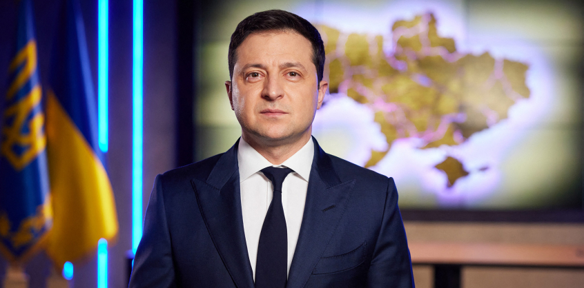 Zelenszkij benyújtotta a törvénytervezetet a hadiállapot meghosszabbításáról