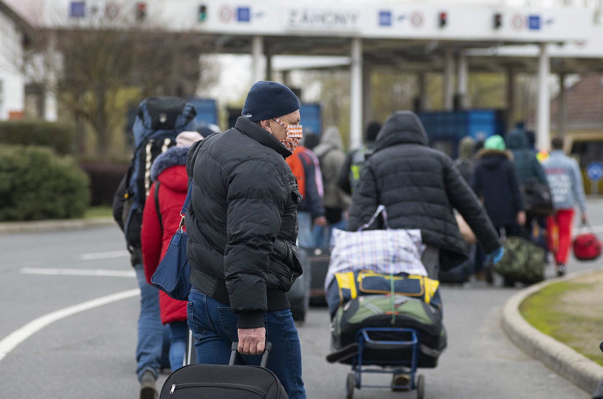Vasárnap több mint 12 ezren érkeztek Ukrajnából hazánkba