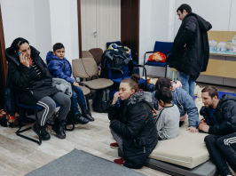 Újból több, mint tízzeren érkeztek Ukrajnából egyetlen nap alatt
